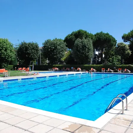 Apartman Locazione Turistica Giardino.1 *
