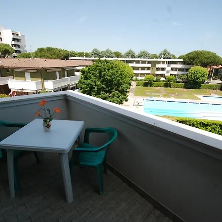 Locazione Turistica Giardino.1 Apartman *